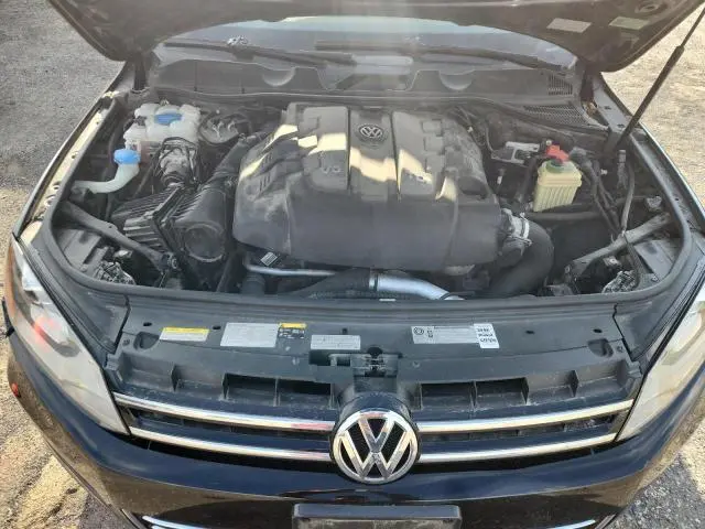 2014 VOLKSWAGEN TOUAREG V6 TDI  