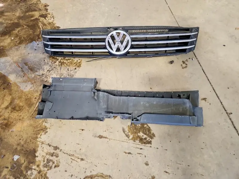 2015 VOLKSWAGEN PASSAT S  