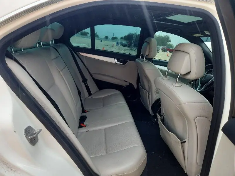 2013 MERCEDES-BENZ C 250  