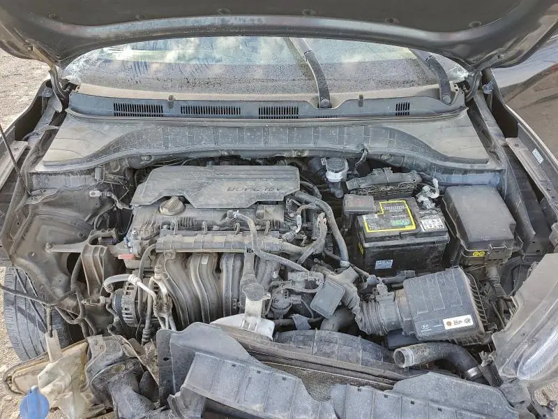 2023 HYUNDAI KONA SE  