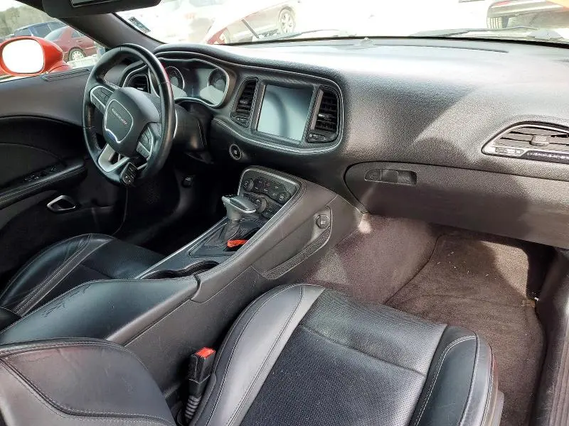 2017 DODGE CHALLENGER SXT  