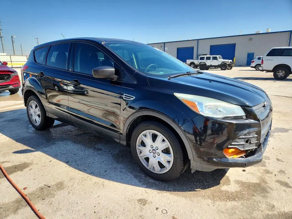 2014 FORD ESCAPE S  