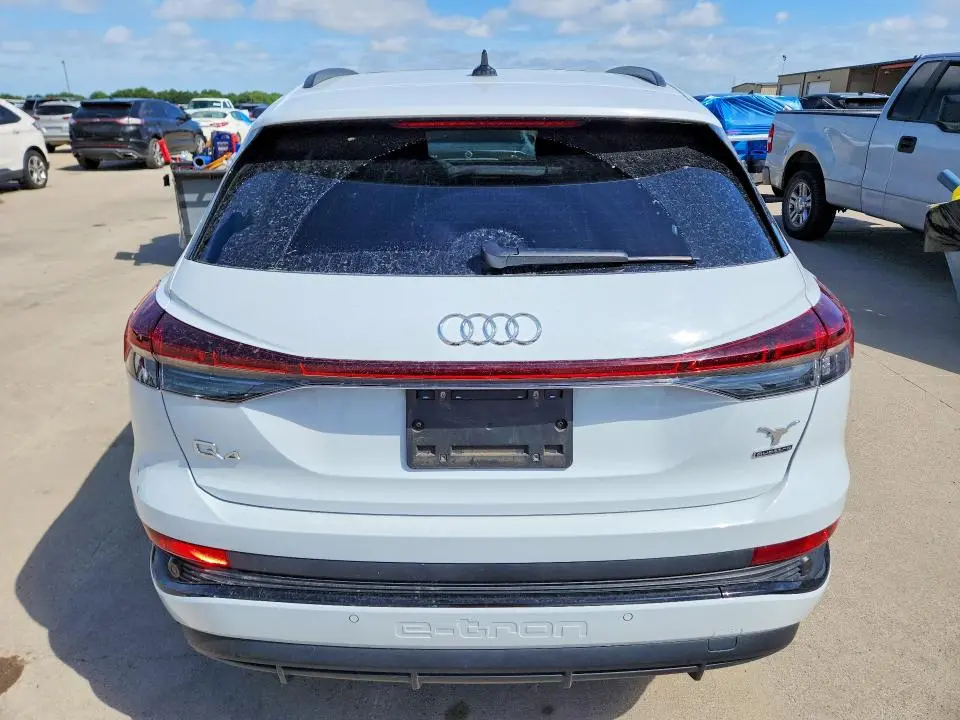 2024 AUDI Q4 E-TRON PREMIUM  