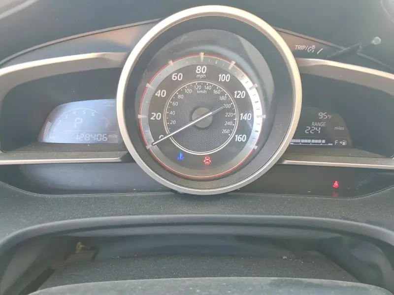2016 MAZDA 3 TOURING  