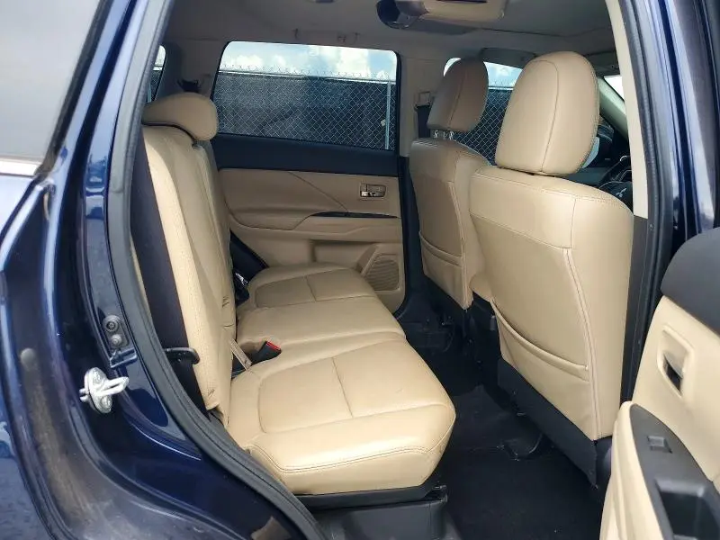 2015 MITSUBISHI OUTLANDER GT  