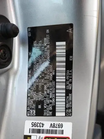 2011 TOYOTA SIENNA LE  