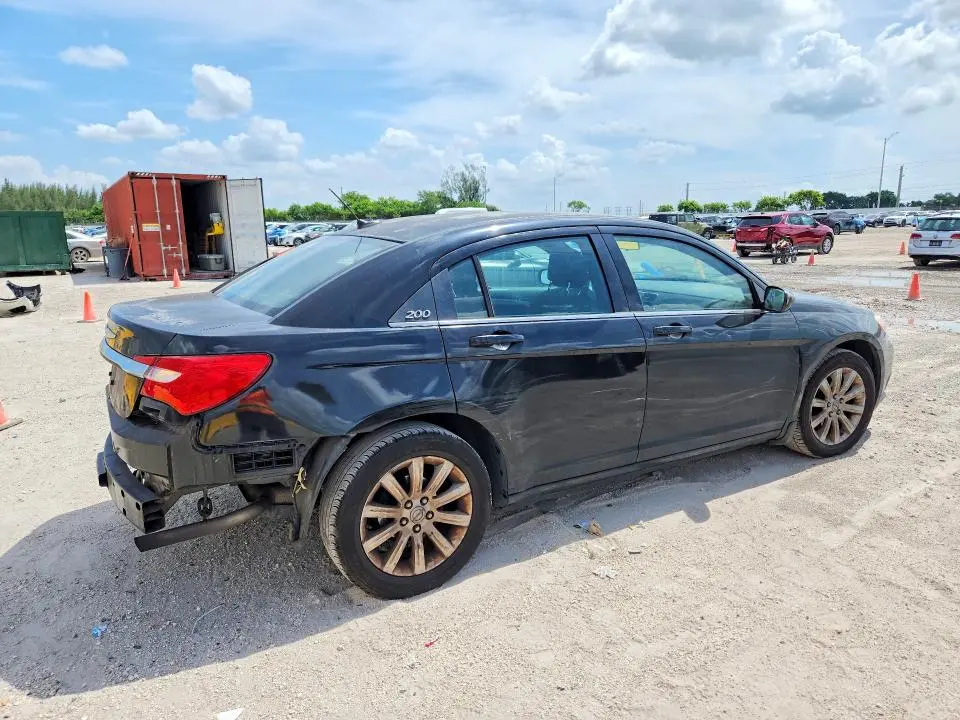2011 CHRYSLER 200 TOURING  
