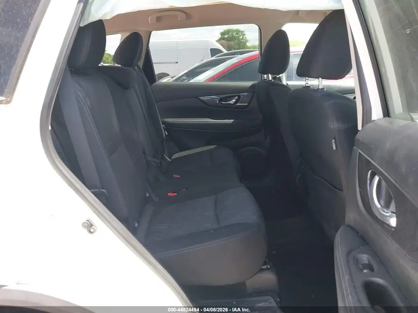 2017 NISSAN ROGUE SV