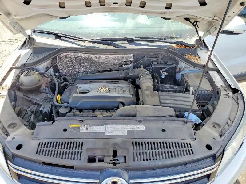 2017 VOLKSWAGEN TIGUAN WOLFSBURG  