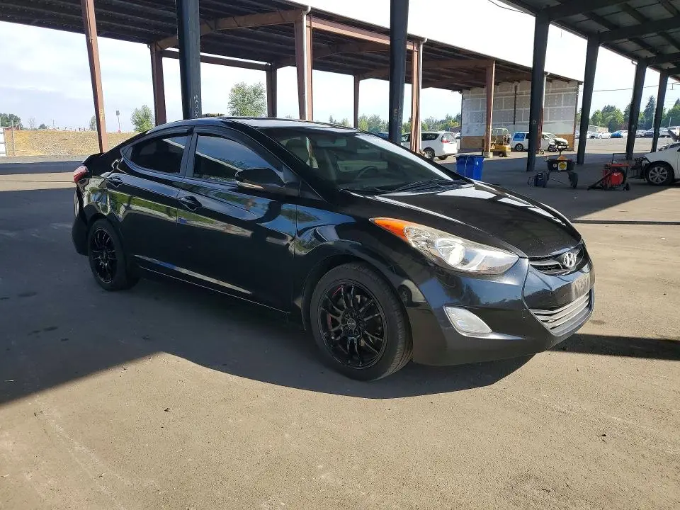2012 HYUNDAI ELANTRA LIMITED  