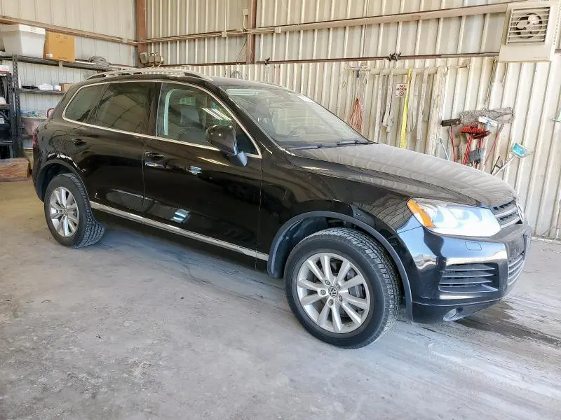 2013 VOLKSWAGEN TOUAREG V6 TDI  