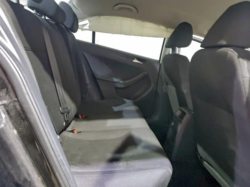 2015 VOLKSWAGEN JETTA BASE  