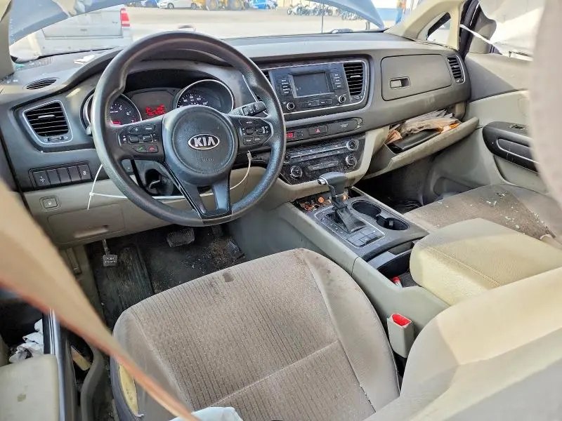 2017 KIA SEDONA LX  