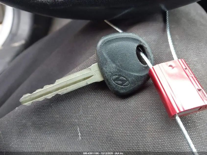 2011 HYUNDAI TUCSON GLS