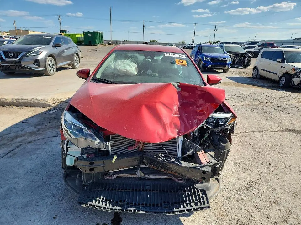 2017 TOYOTA COROLLA SE  