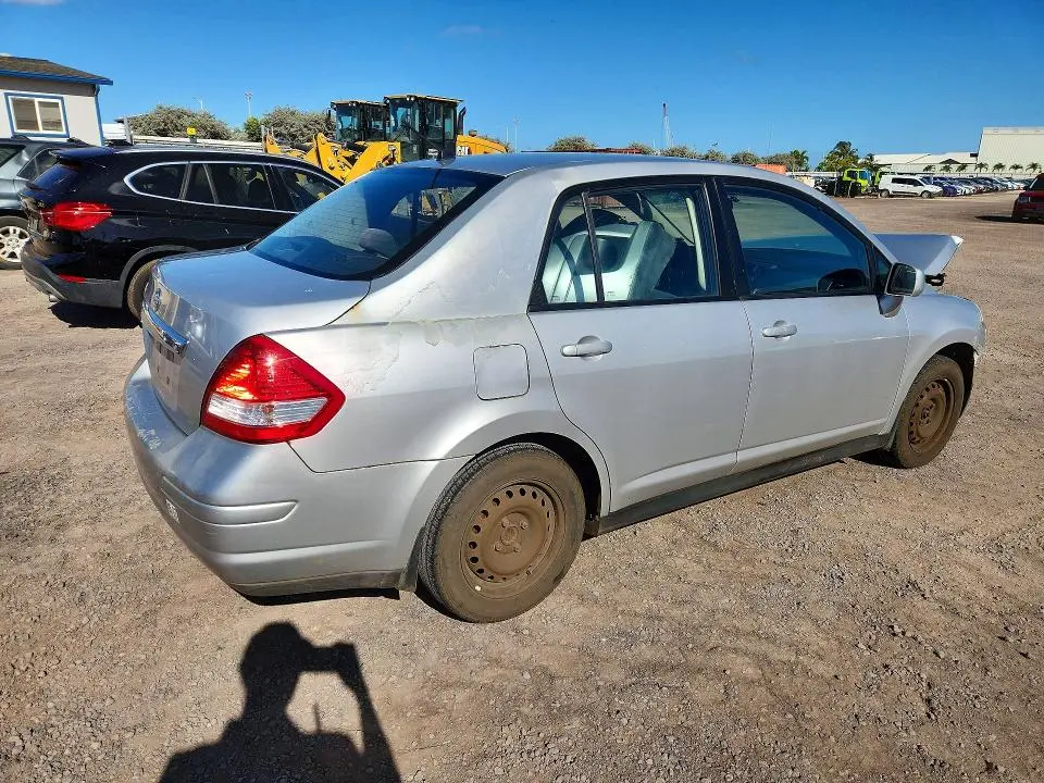 2010 NISSAN VERSA 1.8 S  
