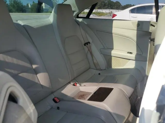 2010 MERCEDES-BENZ E 350  