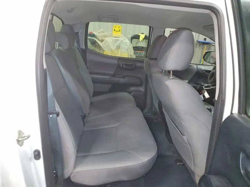 2017 TOYOTA TACOMA SR V6  