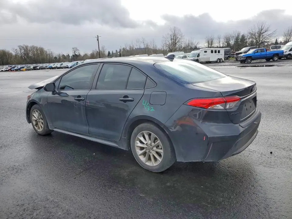 2022 TOYOTA COROLLA LE  