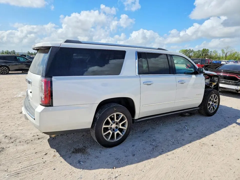 2017 GMC YUKON XL DENALI  