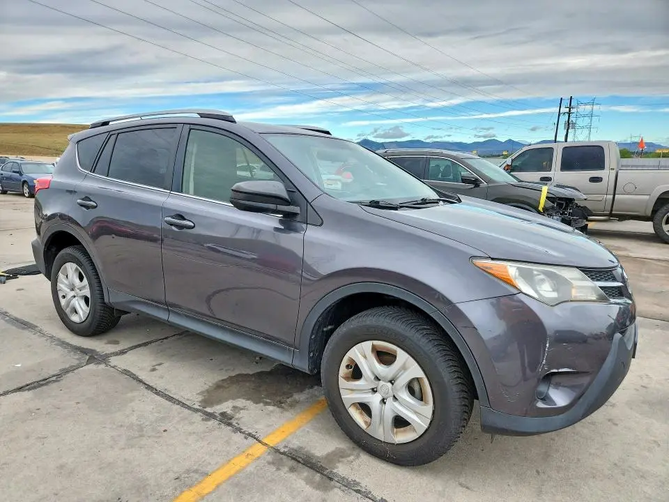 2015 TOYOTA RAV4 LE  