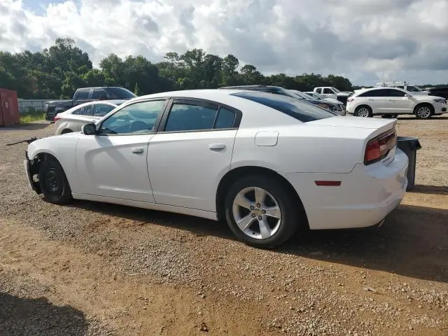 2012 DODGE CHARGER SE  
