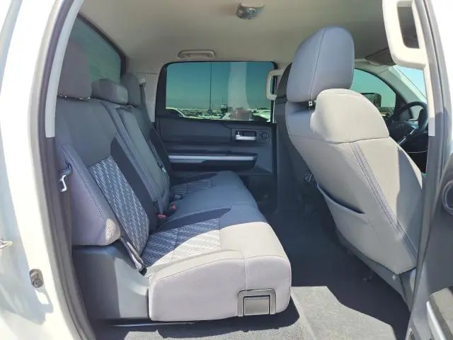 2018 TOYOTA TUNDRA CREWMAX SR5  