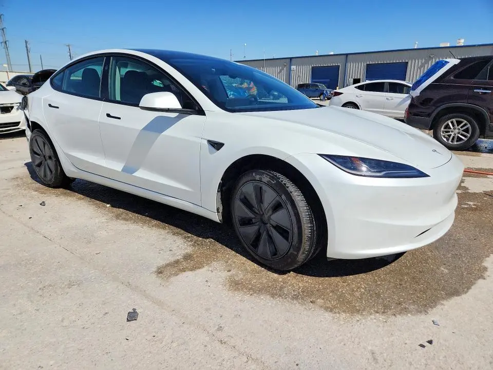 2025 TESLA MODEL 3   