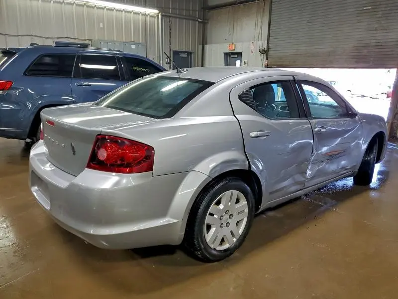 2013 DODGE AVENGER SE  