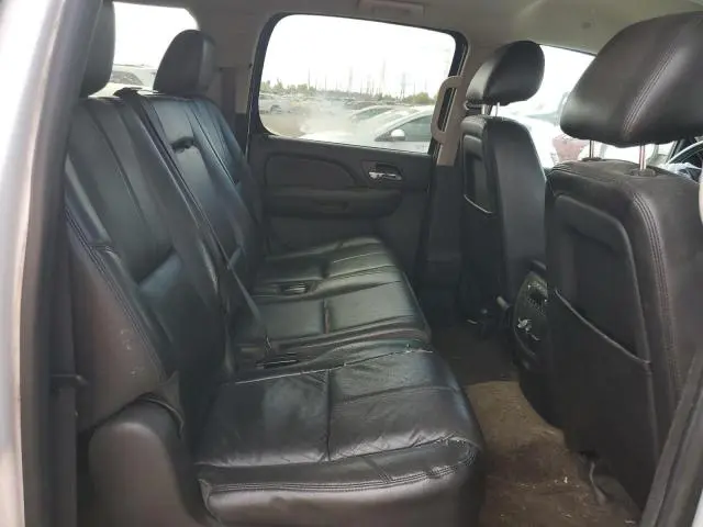 2013 GMC YUKON XL K1500 SLT  