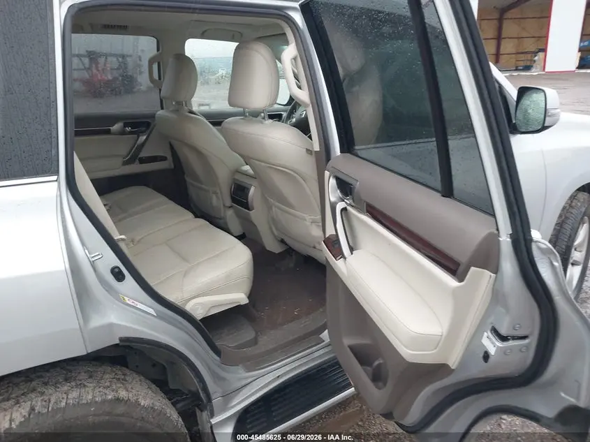 2011 LEXUS GX 460  