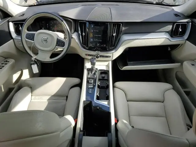 2019 VOLVO XC60 T6  