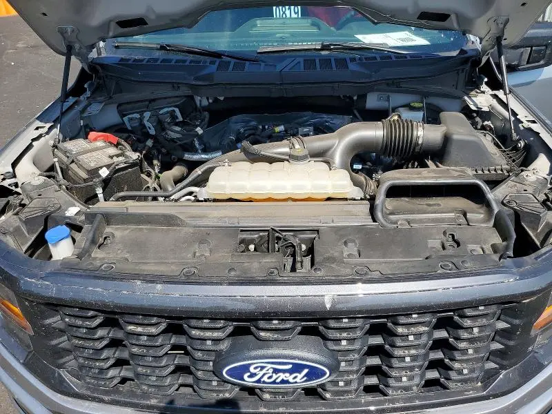 2024 FORD F150 STX  