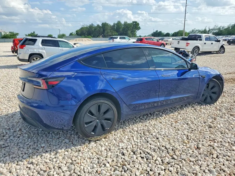 2025 TESLA MODEL 3   