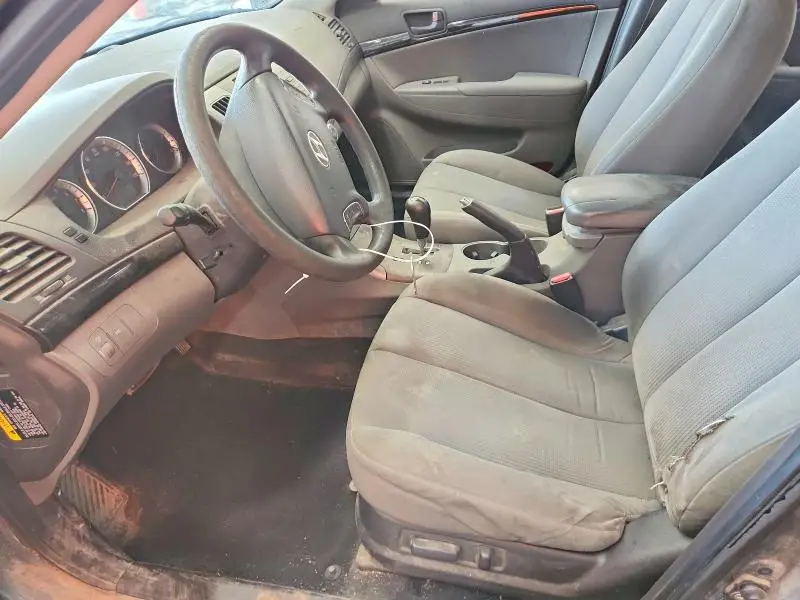 2010 HYUNDAI SONATA GLS  