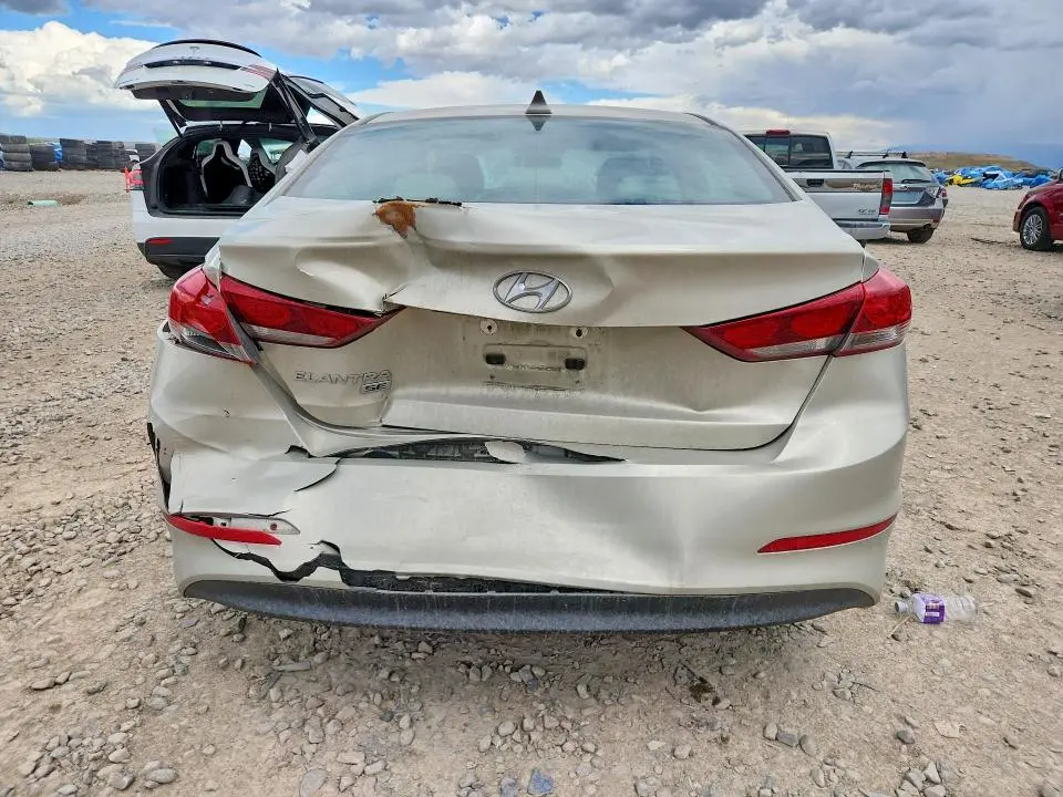 2017 HYUNDAI ELANTRA SE  