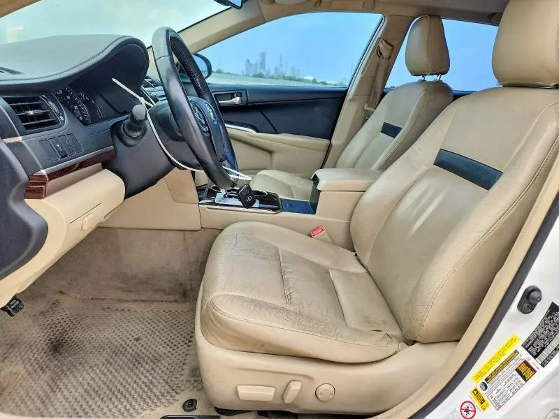 2013 TOYOTA CAMRY XLE  