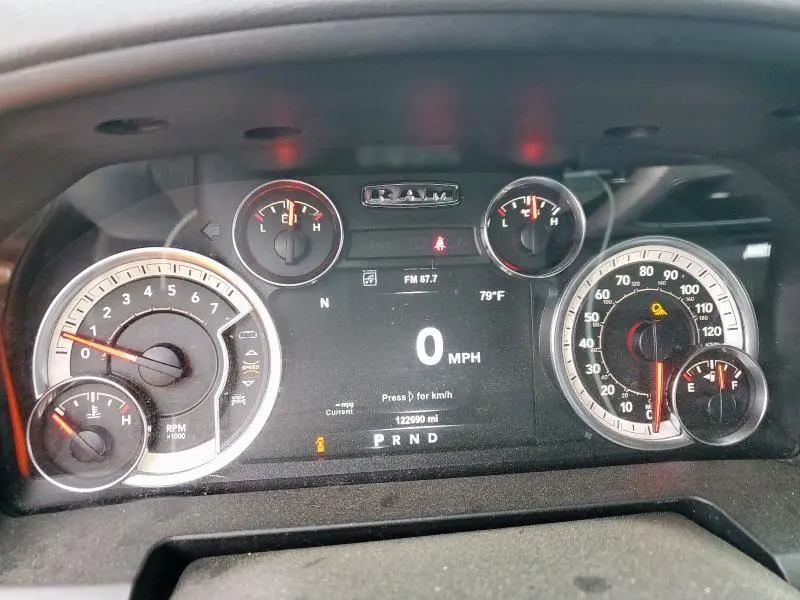 2019 RAM 1500 CLASSIC SLT  