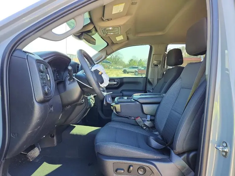 2024 CHEVROLET SILVERADO K1500 CUSTOM  