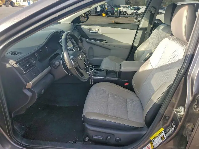 2015 TOYOTA CAMRY LE  