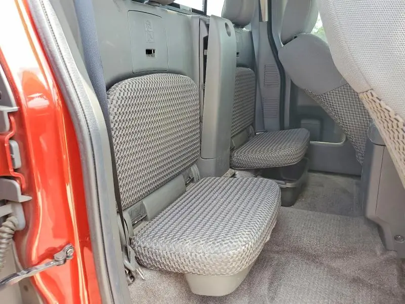 2016 NISSAN FRONTIER SV  