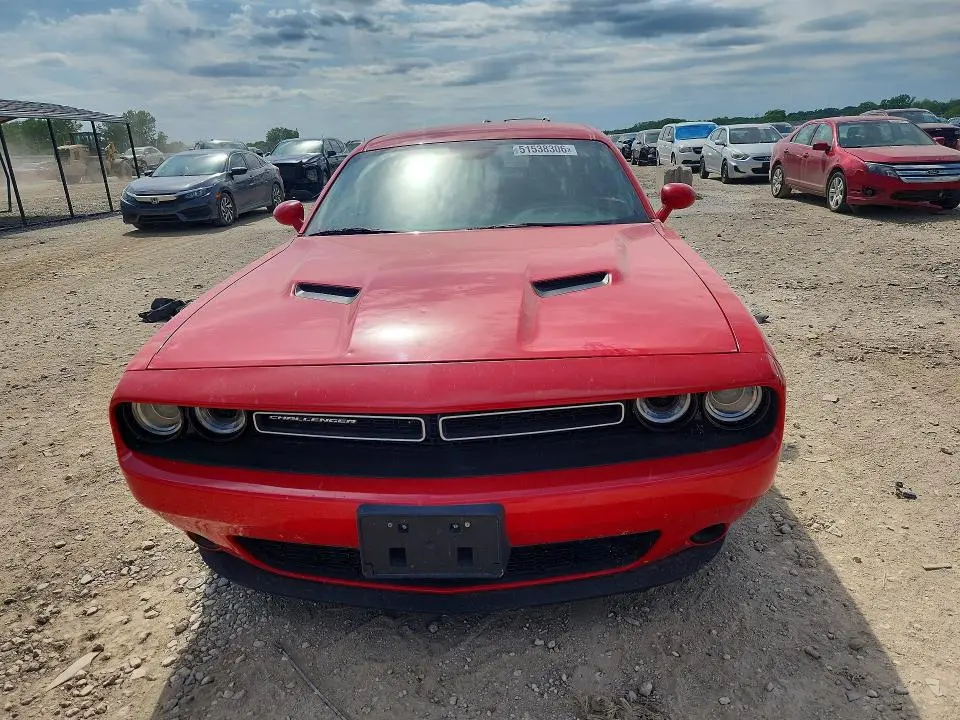2015 DODGE CHALLENGER SXT  