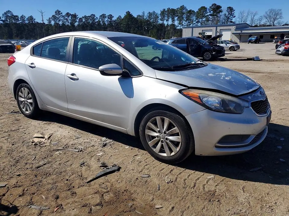 2015 KIA FORTE LX  