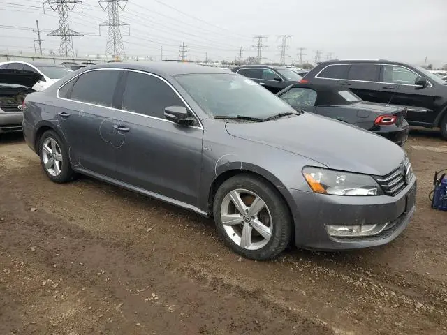 2015 VOLKSWAGEN PASSAT S