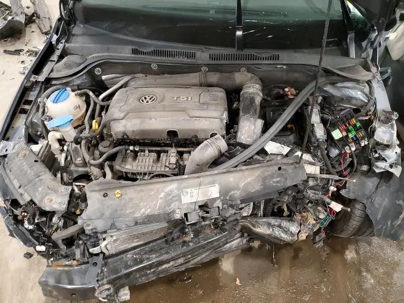 2016 VOLKSWAGEN JETTA SEL  