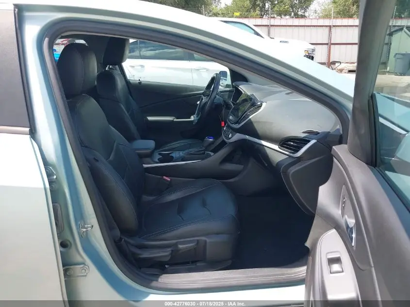 2018 CHEVROLET VOLT LT