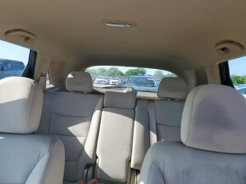 2013 KIA SORENTO LX