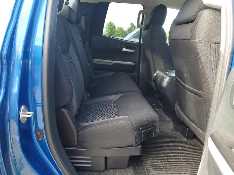 2016 TOYOTA TUNDRA SR5  