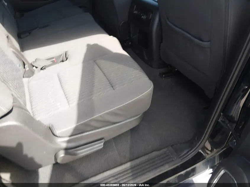 2019 CHEVROLET SUBURBAN LS