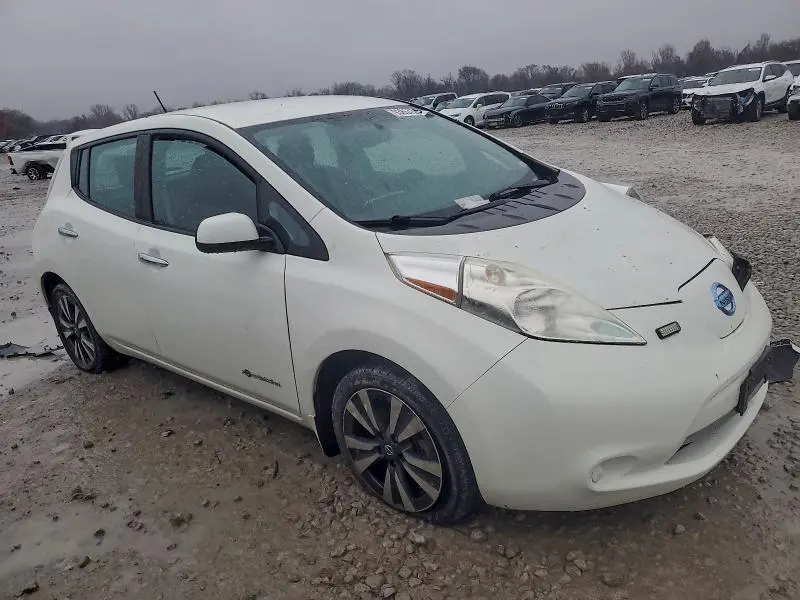 2016 NISSAN LEAF SV  